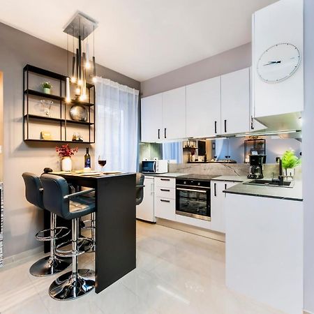 Bella Campagna - Luxury Two Bedroom Apartment روفينج المظهر الخارجي الصورة