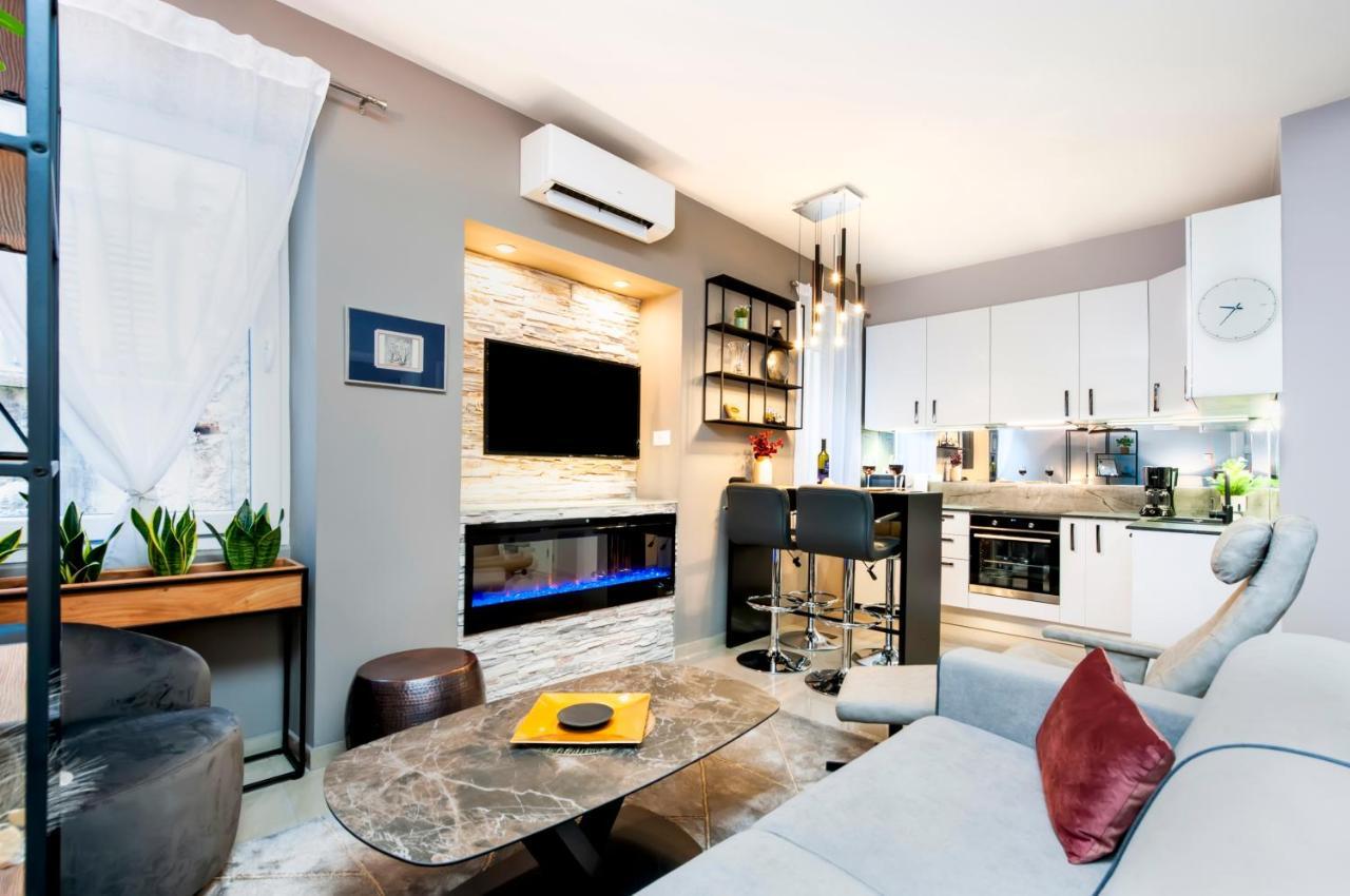 Bella Campagna - Luxury Two Bedroom Apartment روفينج المظهر الخارجي الصورة