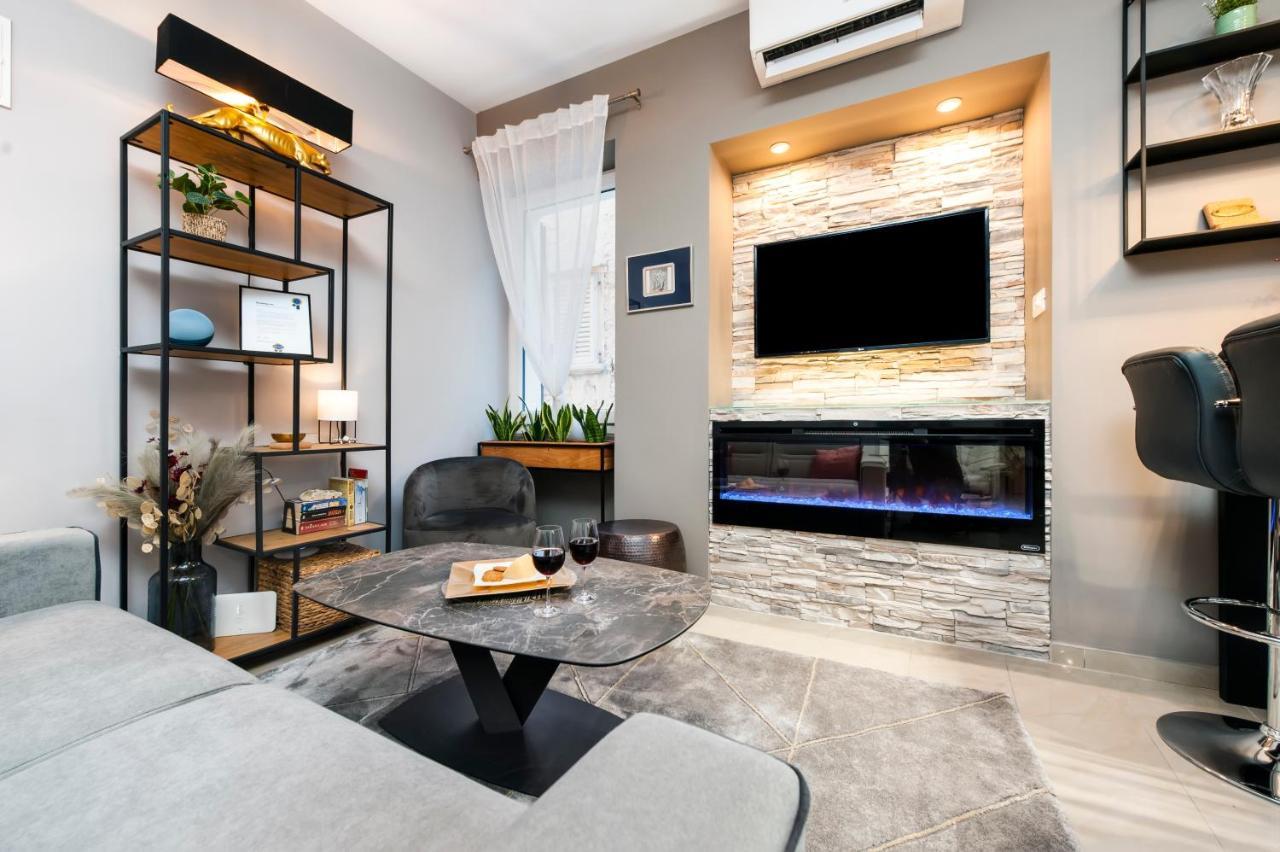 Bella Campagna - Luxury Two Bedroom Apartment روفينج المظهر الخارجي الصورة