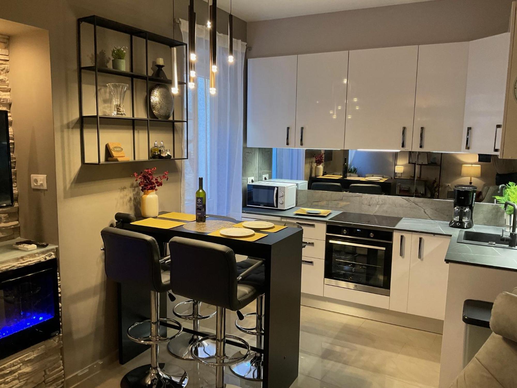 Bella Campagna - Luxury Two Bedroom Apartment روفينج المظهر الخارجي الصورة
